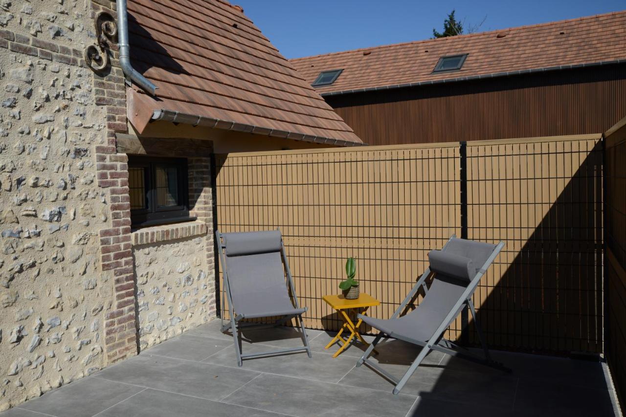 L'Hostellerie D'Acquigny Exterior foto